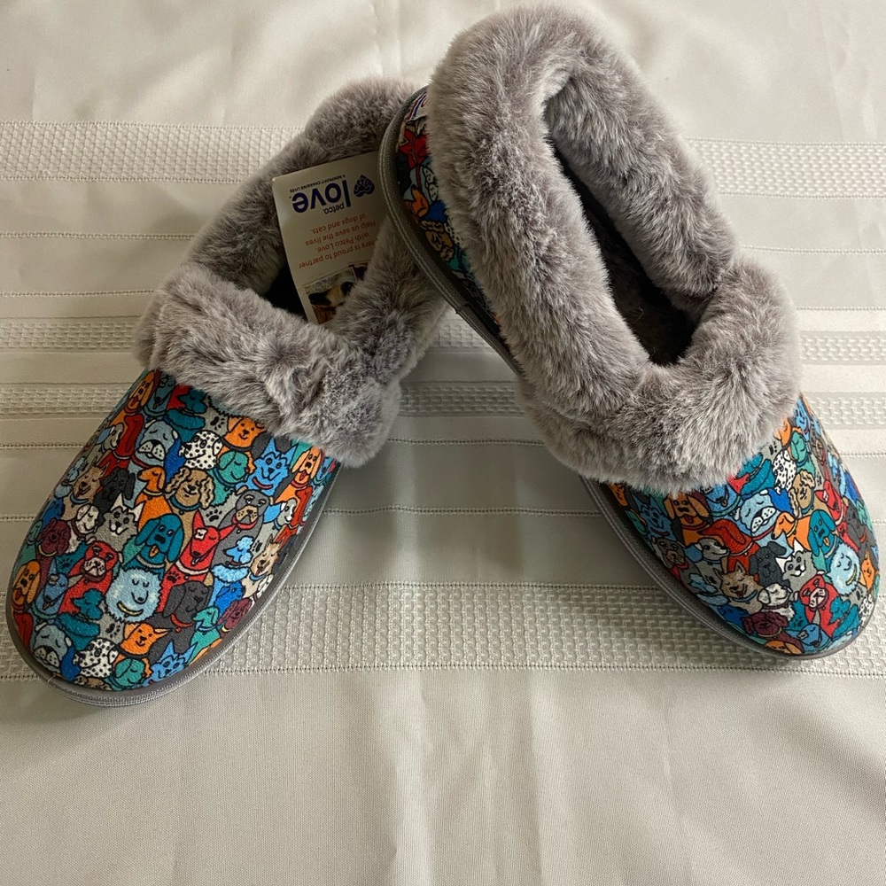 NWT BOBS Fluffy Dog Faces Slippers Shoes Skechers Memory Foam Colorful Size 8